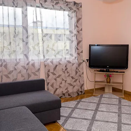 Two Bedroom Retreat I Near Municipality