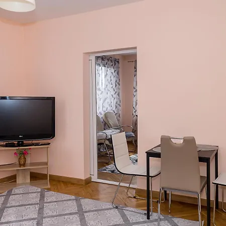 Two Bedroom Retreat I Near Municipality Apartment